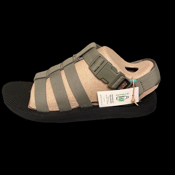 Teva Shoes - Teva sandals size 8